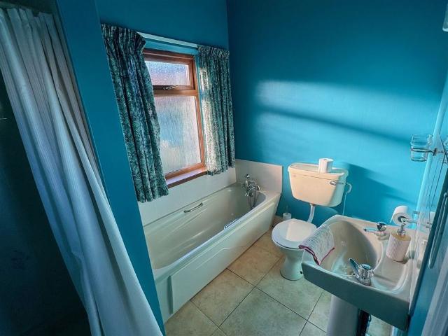 House to rent in Leitrim, Connacht