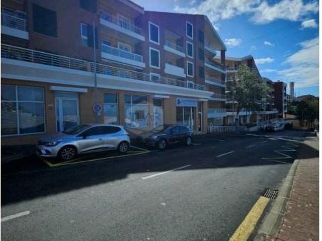 Escritório venda em Câmara De Lobos, Ilha Da Madeira