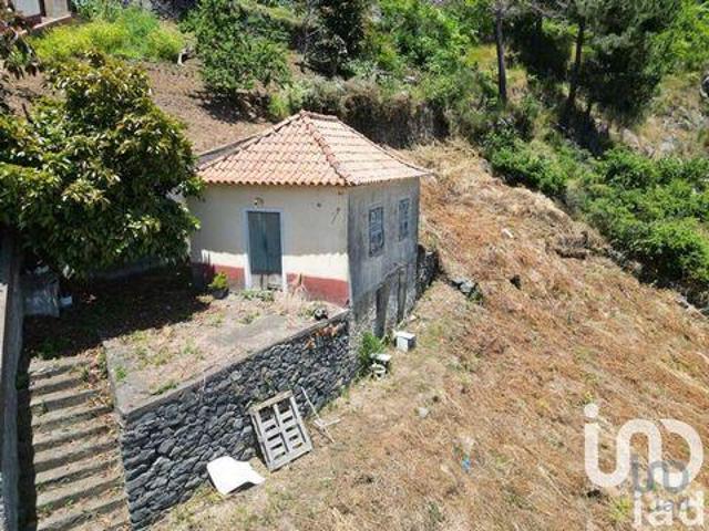 Terreno venda em Câmara De Lobos Terreno venda em Câmara De Lobos
