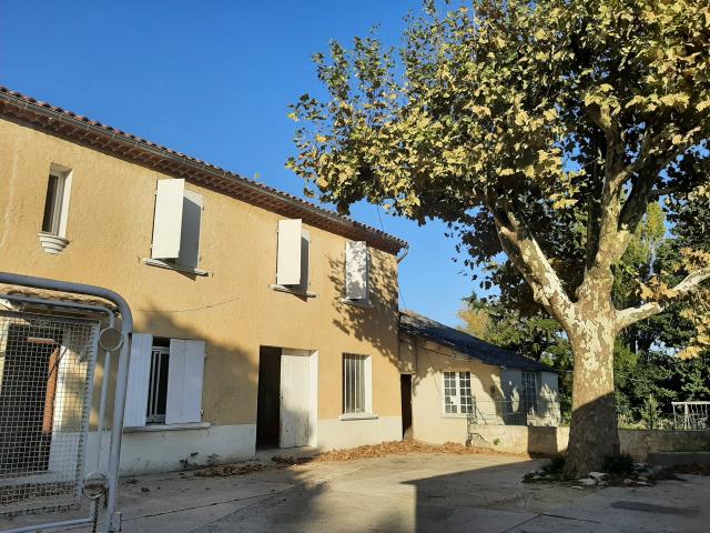 Maison vente à Camaret-sur-aigues