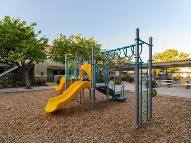 Apartment for rent in Camarillo, California