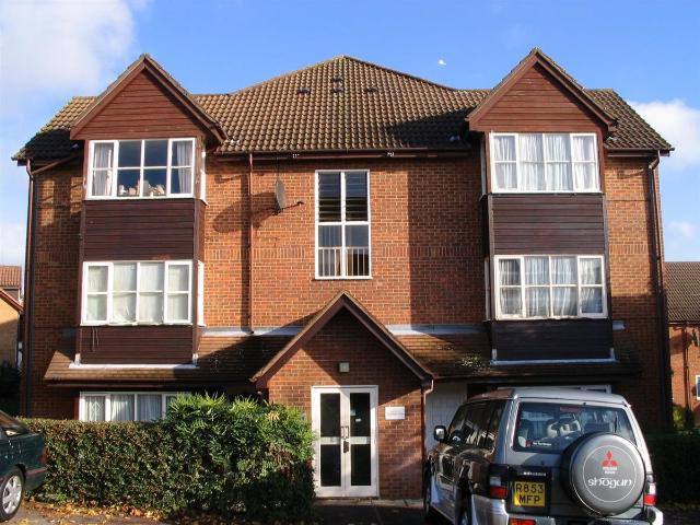 Studio for rent in Colindale, Greater London