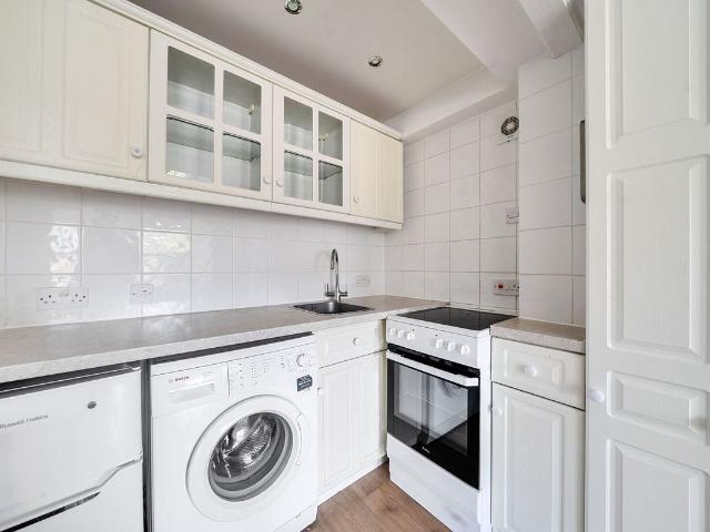 Studio for rent in Putney, Greater London
