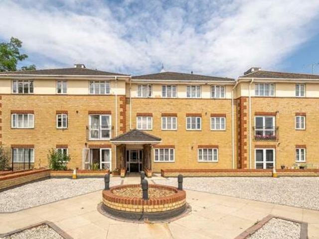 House for sale in Surrey