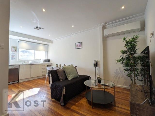 Room for rent in Camerons Creek, Victoria