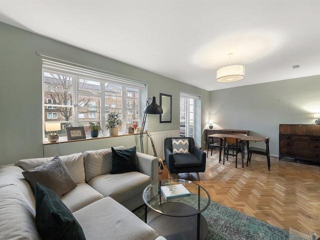 Apartment for rent in Camberwell, Greater London
