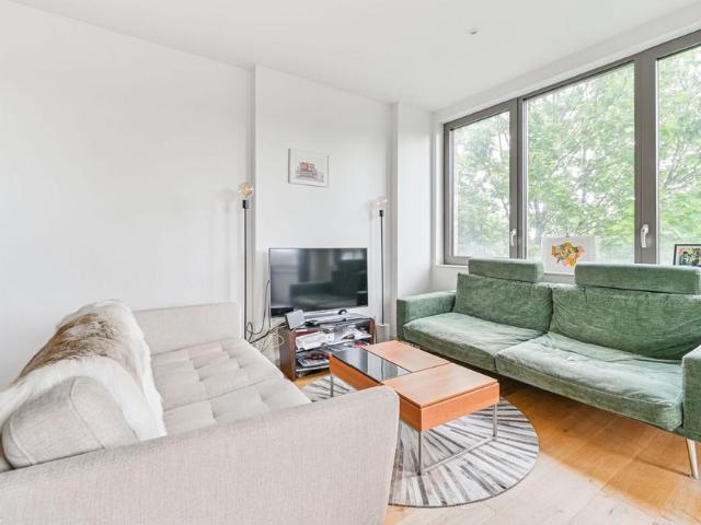 Apartment for rent in Camberwell, Greater London
