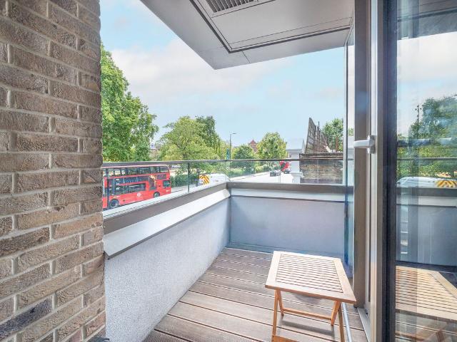 Apartment for rent in Camberwell on the Green, Greater London