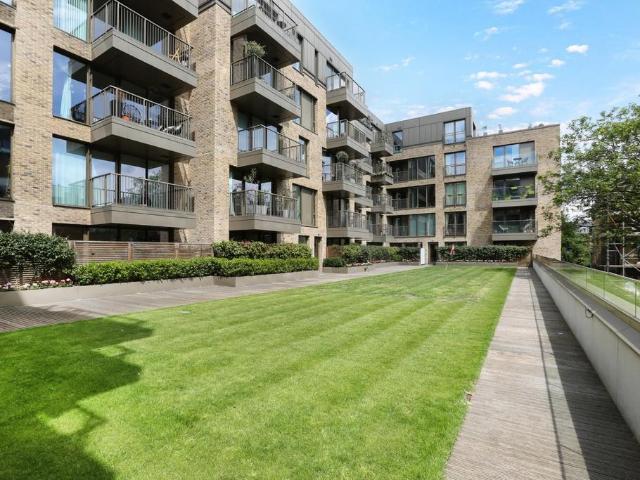 Apartment for rent in Camberwell, Greater London