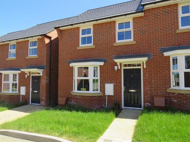 Apartment for rent in Maylands, Pouchen End