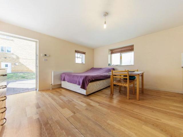 Studio for rent in London Borough of Southwark, Greater London