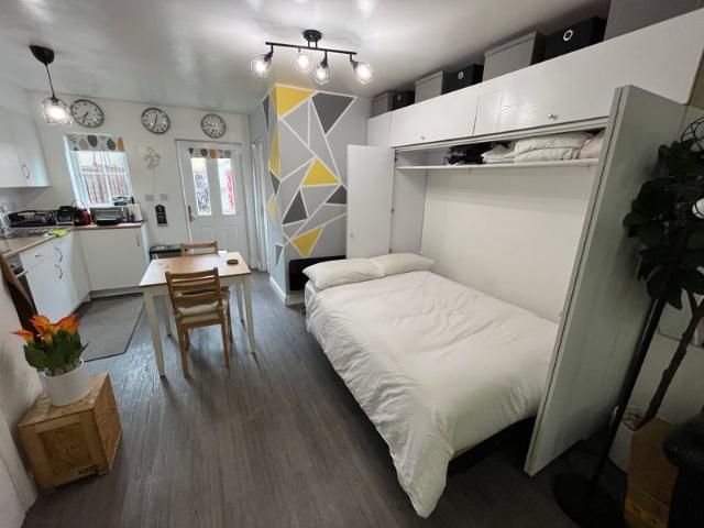 Studio for rent in London Borough of Southwark, Greater London