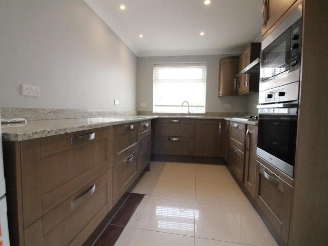 House for rent in London Borough of Hounslow, Heston