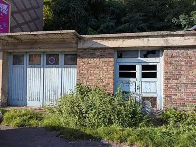 Garage vente à Vieux Cambrai, Cambrai