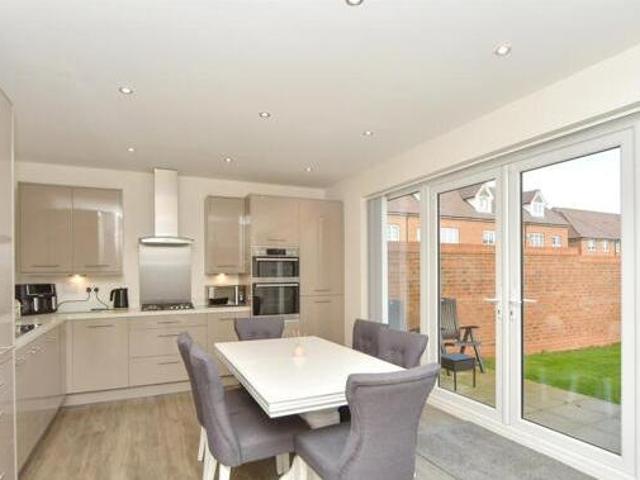House for sale in Regent Quay, Oad Street