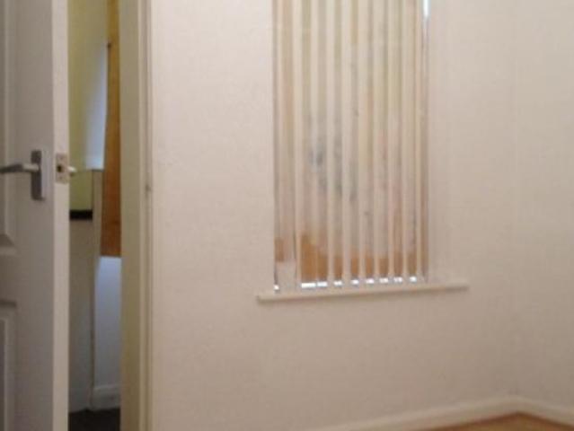 House for rent in Kensington, Calderstones