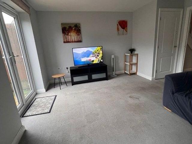Room for rent in Grove Park, Swale
