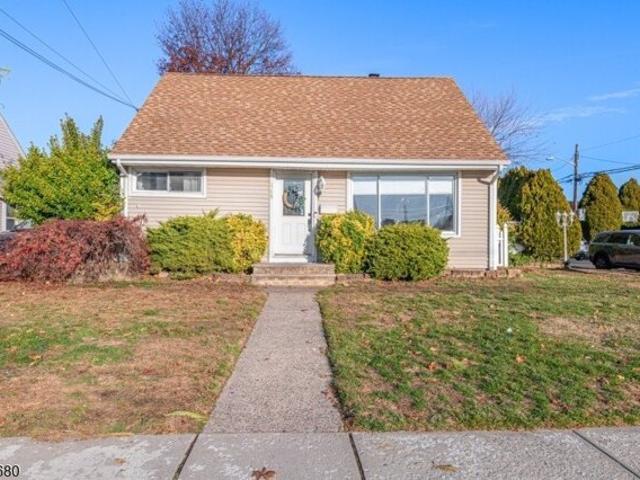 House for sale in Saddle Brook, New Jersey