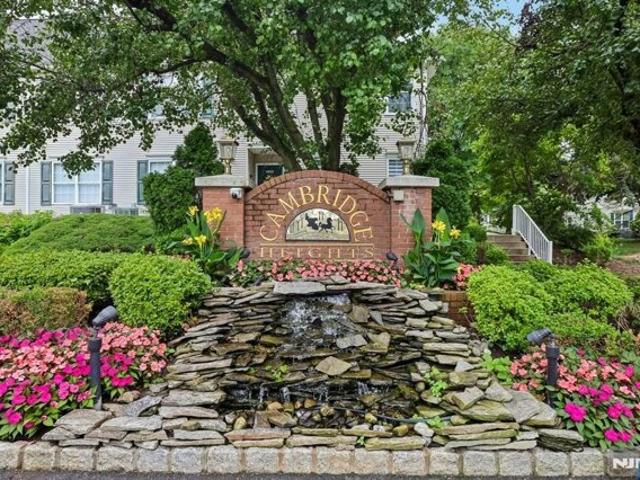 Condo for sale in Passaic, New Jersey