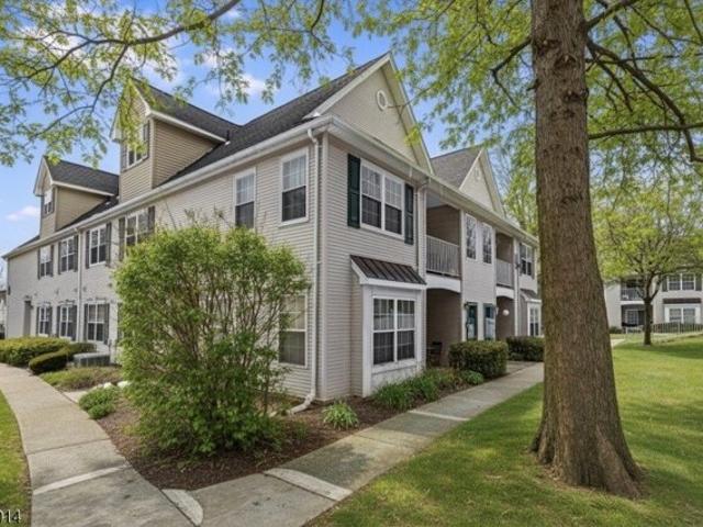 Condo for sale in Passaic, New Jersey
