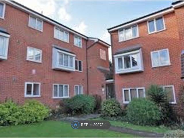 Apartment for rent in Colney Hatch, Greater London