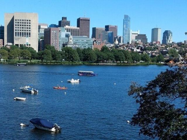 Condo for sale in Cambridge
