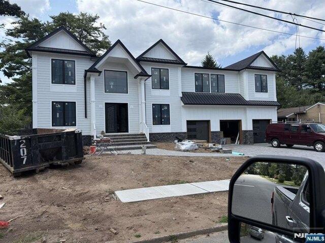 House for sale in Paramus