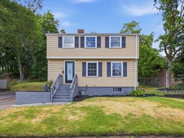 House for sale in Woburn, Massachusetts
