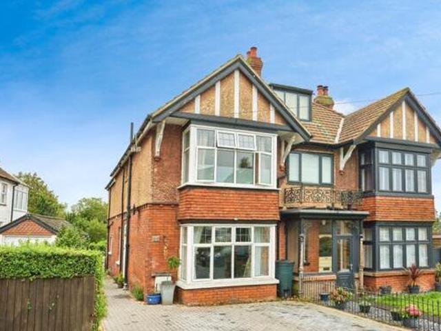 House for sale in East Cowes, Isle Of Wight
