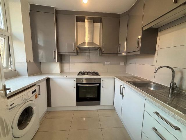 House for rent in London Borough of Ealing, Hanwell
