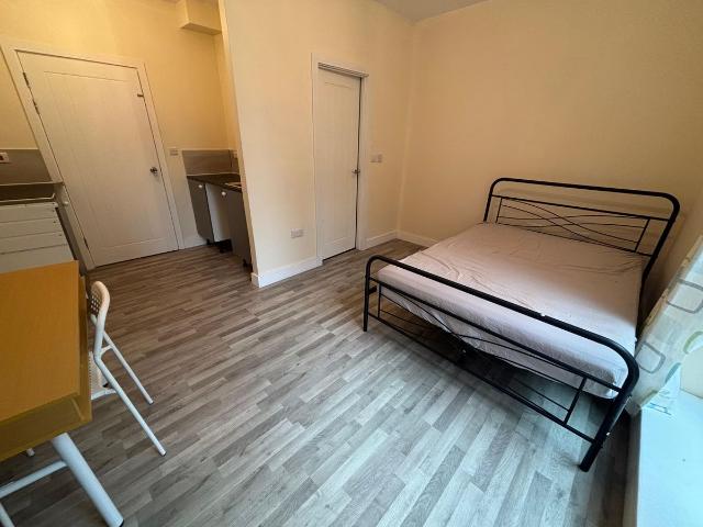Studio for rent in London Borough of Ealing, Greater London