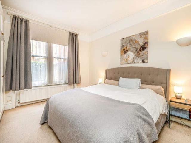 Apartment for rent in Petersham, Greater London