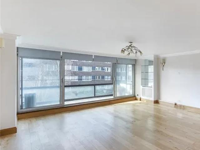 Apartment for rent in Paddington, Isle Of Man