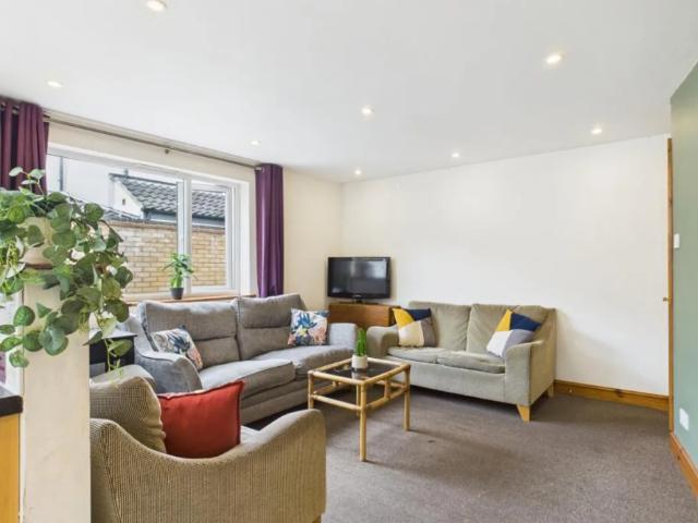 House for rent in Heigham Grove, East Bank