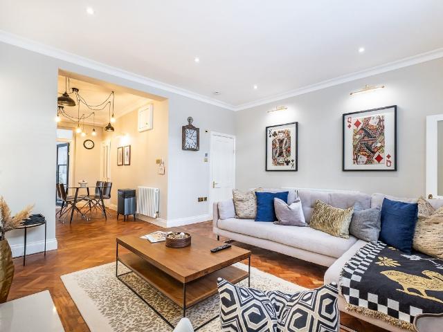 Apartment for rent in Pimlico, Greater London