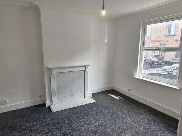 House for rent in Spring Park, Luton