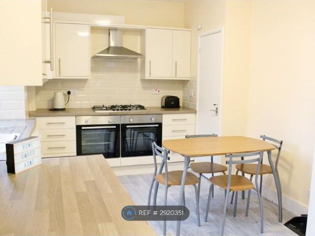 Room for rent in Spring Park, Luton