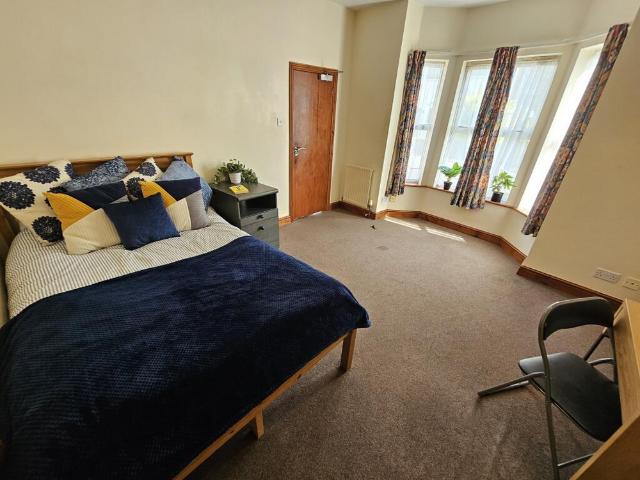 House for rent in Heigham Grove, East Bank