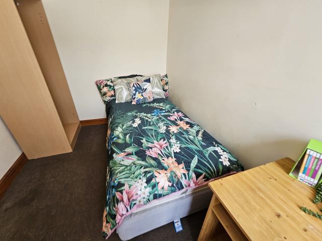 House for rent in Heigham Grove, East Bank