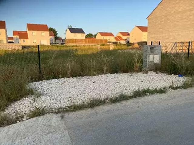 Terrain vente à Clermont, Cambronne-lès-clermont