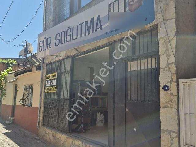 Bornova, İzmir içerisinde satılık mülk
