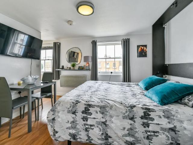 Studio for rent in London Borough of Camden, Greater London