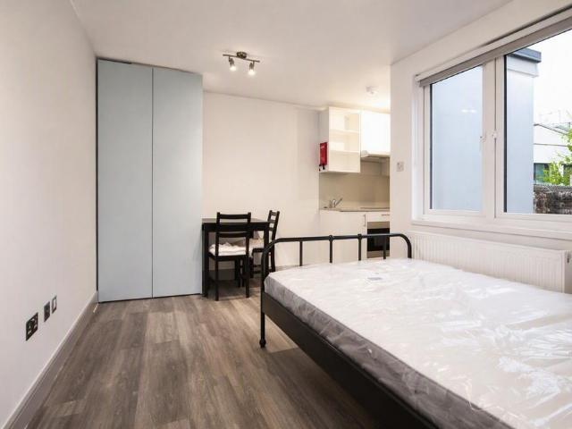 Apartment for rent in Chalk Farm, Greater London