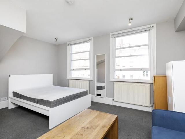 Apartment for rent in Fitzrovia, Greater London