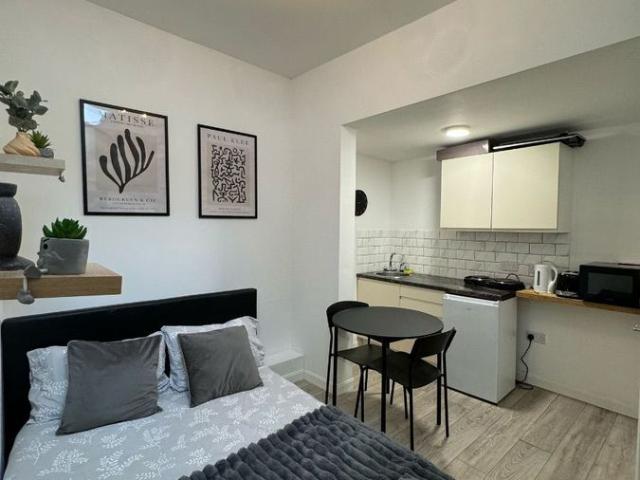 Studio for rent in Fitzrovia, Greater London