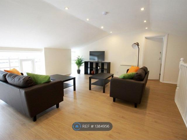 House for rent in Tufnell Park, Greater London