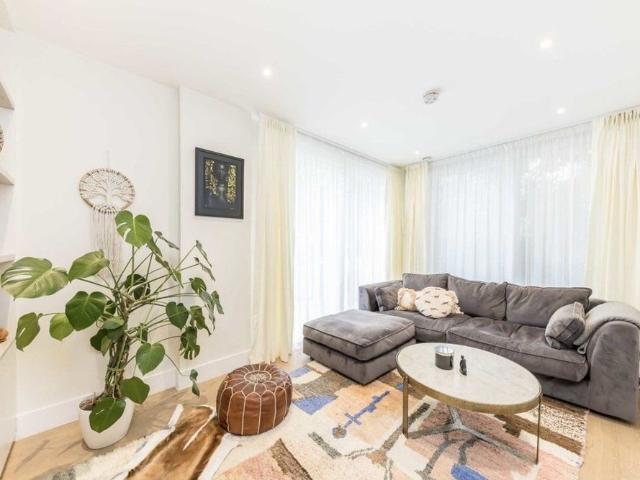 Apartment for rent in Cat Hill, Isle Of Man