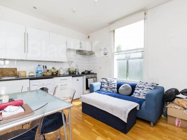Apartment for rent in Holloway, Greater London