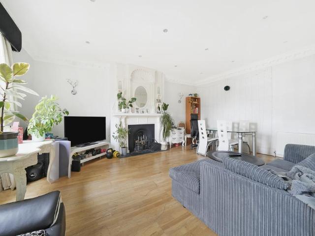 House for rent in Holloway, Greater London