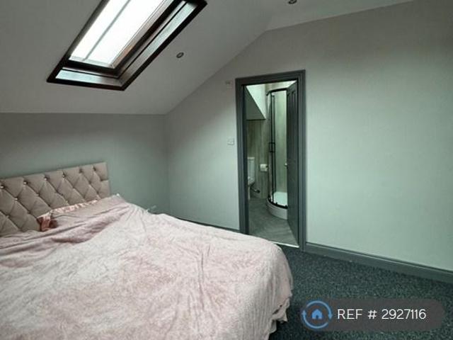 Apartment for rent in East Cliff, Acol